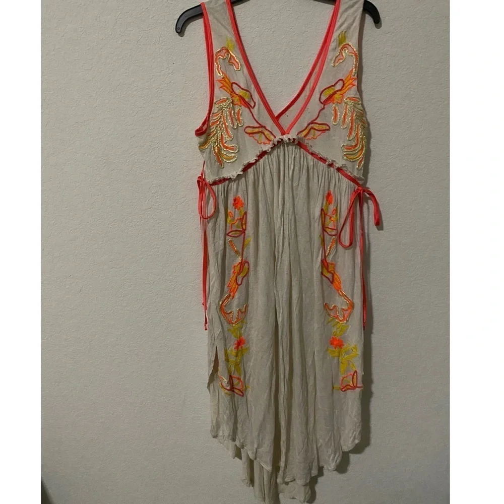 Free People Summer Lovin Embroidered Asymmetrical Boho Tunic Top Dress Size XS